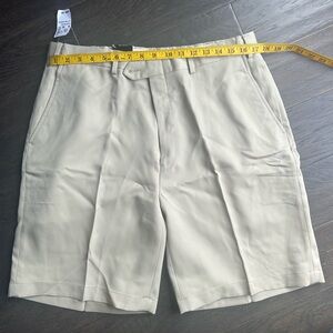 Buy 2 Save 30%: NWT JoS A Bank David Leadbetter Men's Tan Shorts